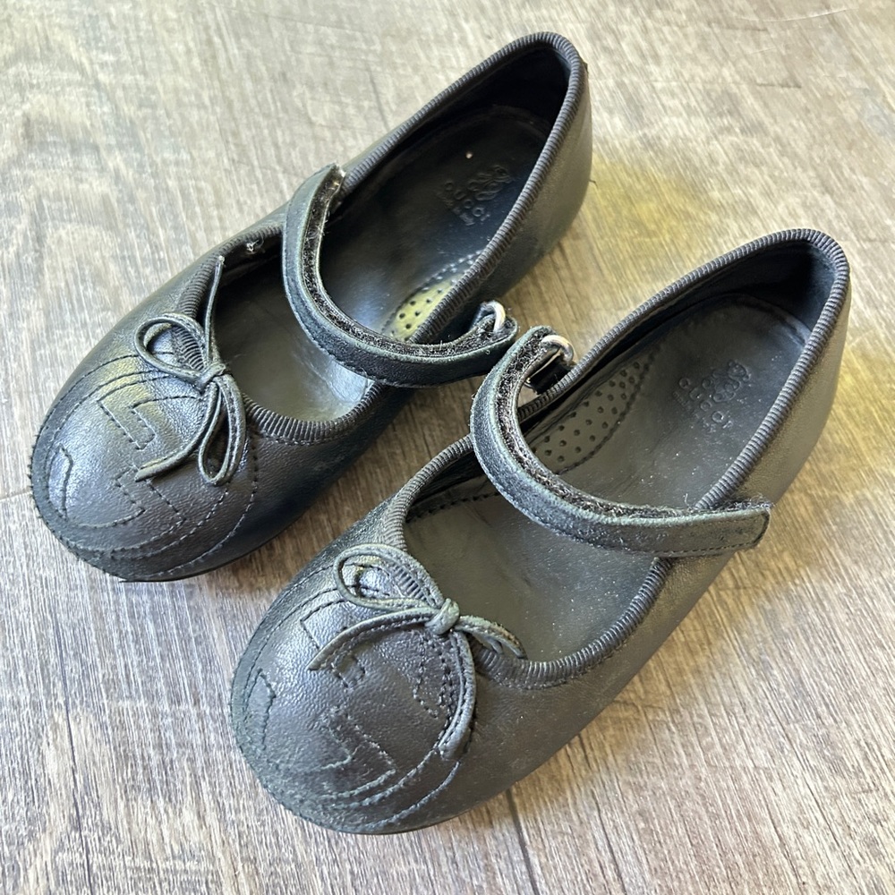 GUCCI size 26 US 9.5 GG logo toddler little girl ballet shoes black